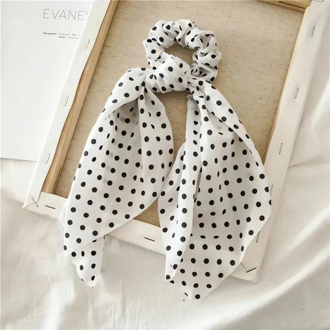 Satynowa gumka do włosów scrunchie z apaszką - Spinkarnia