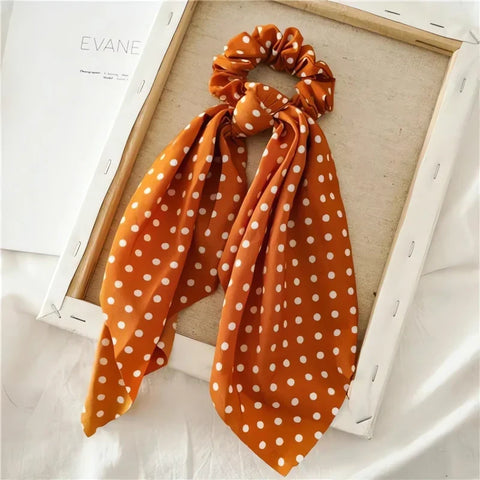 Satynowa gumka do włosów scrunchie z apaszką - Spinkarnia